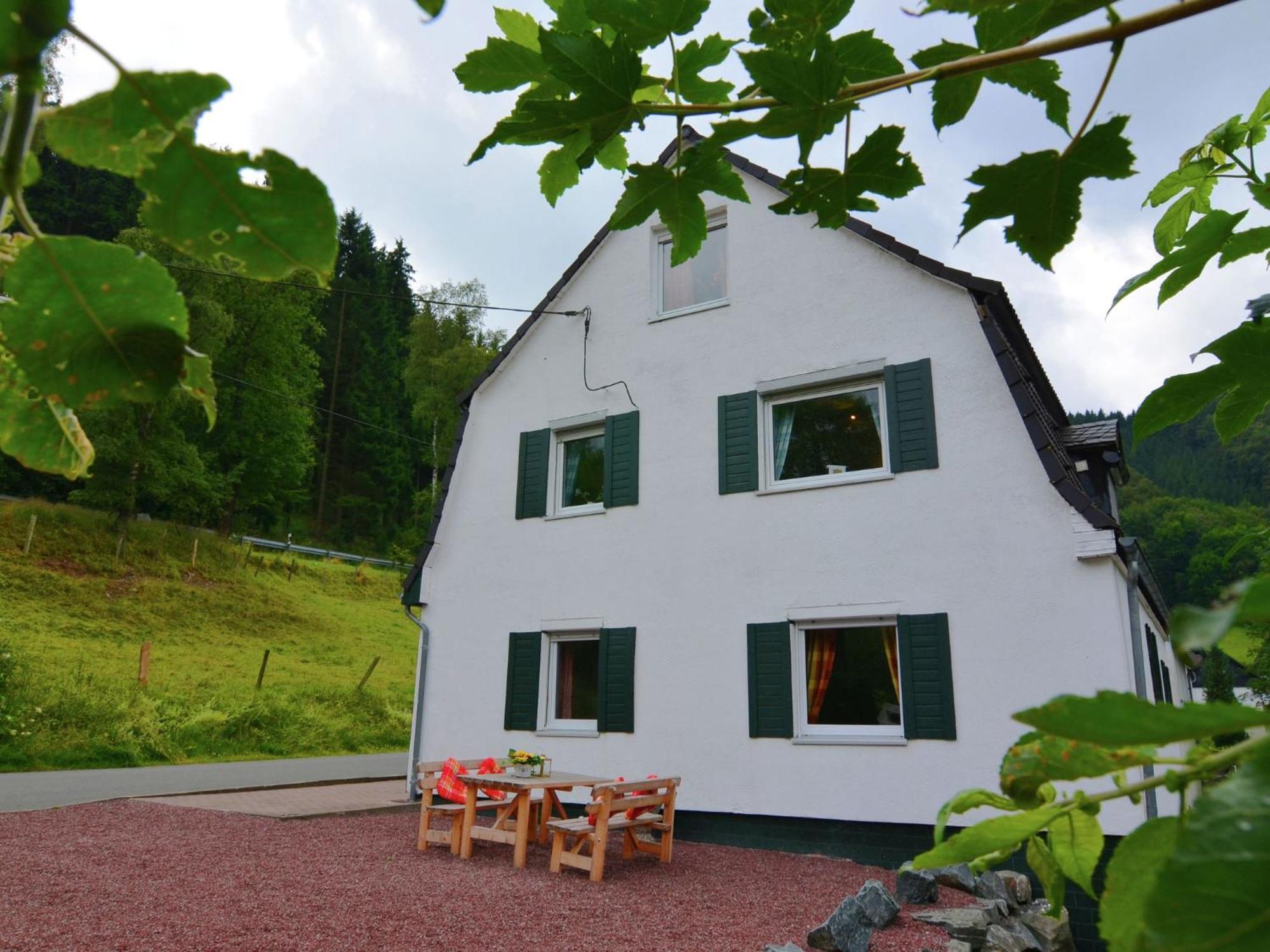 Fabulous Holiday Home In Olsberg Near Ski Area Elpe Екстериор снимка